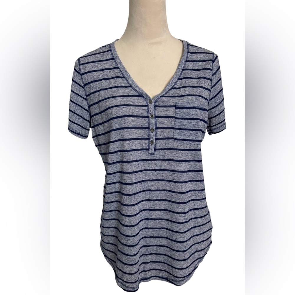Women’s V neck top. Heather blue with blue stripes. Size Medium. (2/$10)